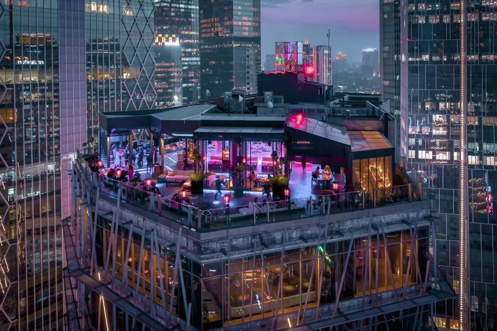 Club Malam Terkenal 2025: Menjadi Destinasi Hiburan Paling Dicari