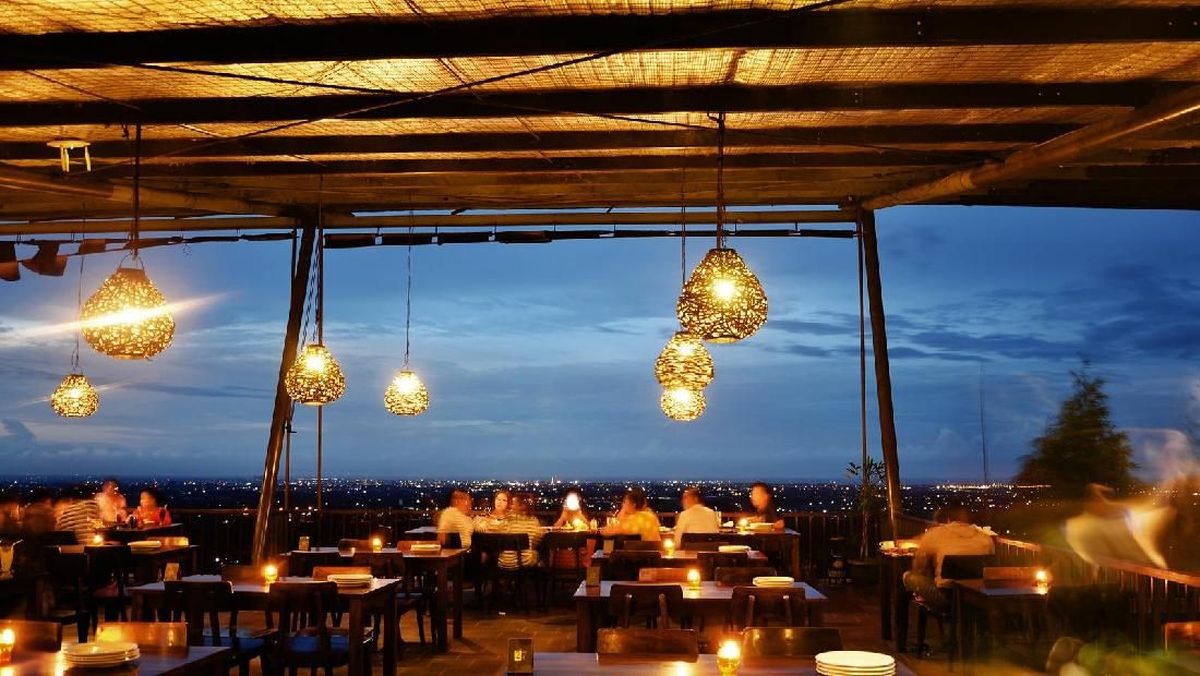 Menjelajahi Cafe Malam Terbaik di Indonesia yang Sedang Trend dan Instagramable: A Confident Guide to Trendy, Instagram-Worthy Night Cafes